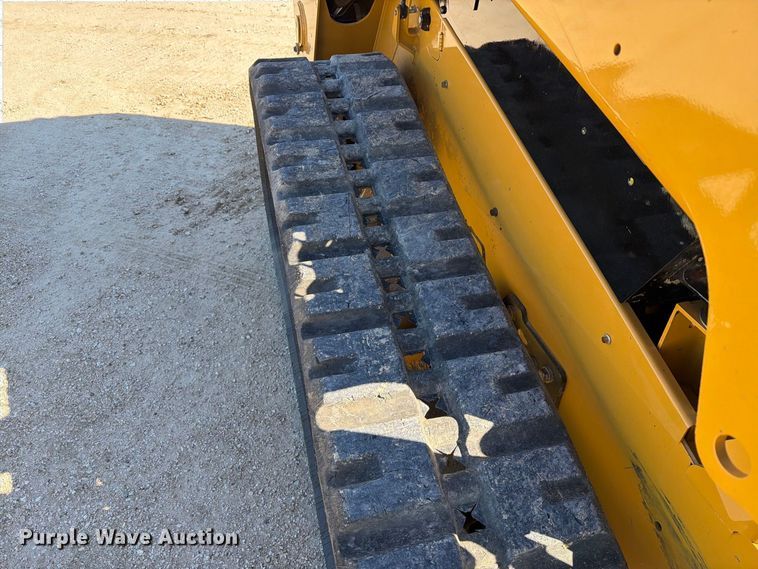 image for item FN3621 2023 Caterpillar 259 D3 tracked skid steer loader