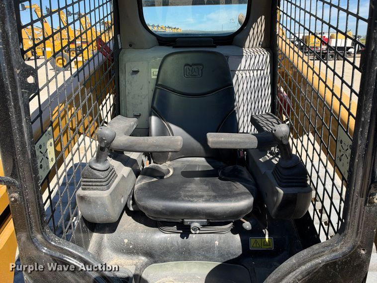 image for item FN3622 2021 Caterpillar 259D3 skid steer loader