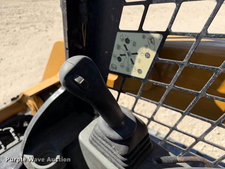 image for item FN3622 2021 Caterpillar 259D3 skid steer loader