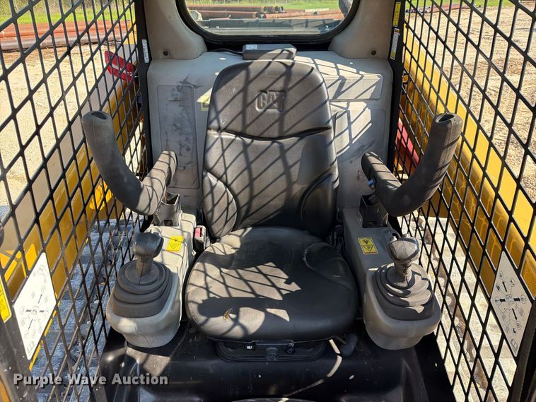 image for item FN3623 2018 Caterpillar 259D tracked skid steer loader