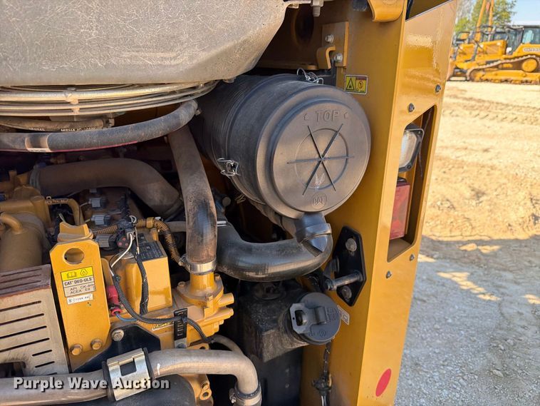image for item FN3623 2018 Caterpillar 259D tracked skid steer loader