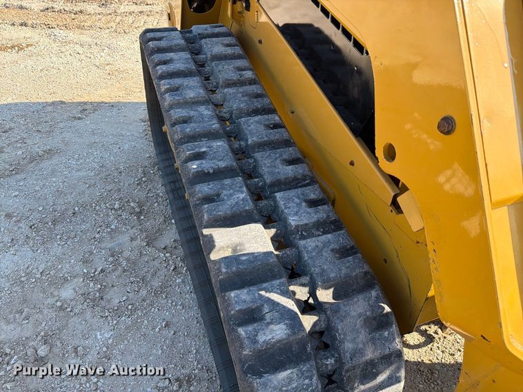 image for item FN3623 2018 Caterpillar 259D tracked skid steer loader
