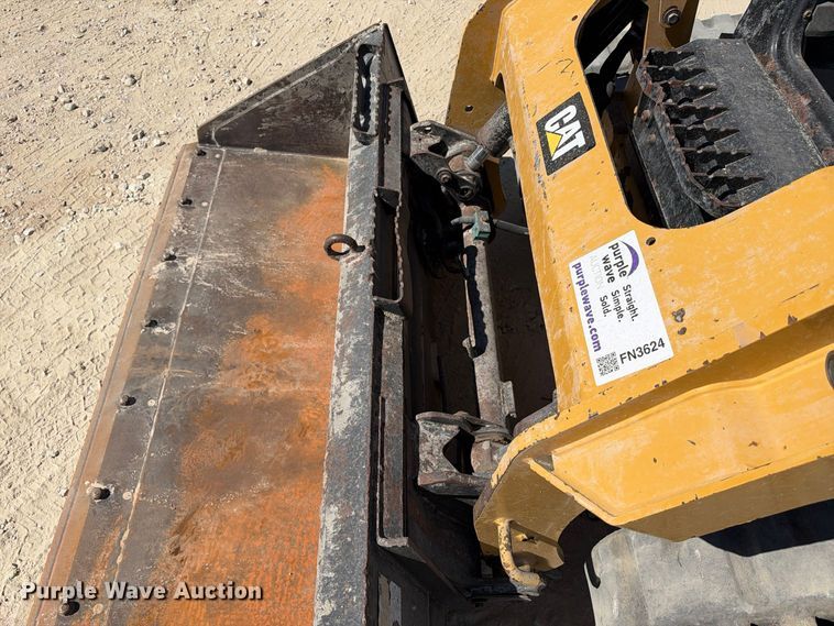 image for item FN3624 2018 Caterpillar 259D skid steer loader