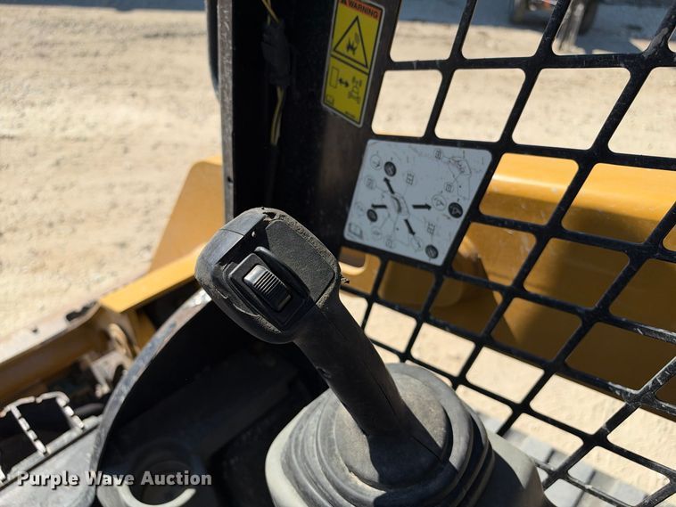 image for item FN3624 2018 Caterpillar 259D skid steer loader