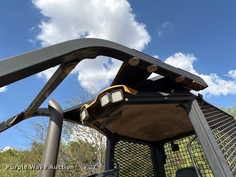 2015 Caterpillar D3K2 LGP