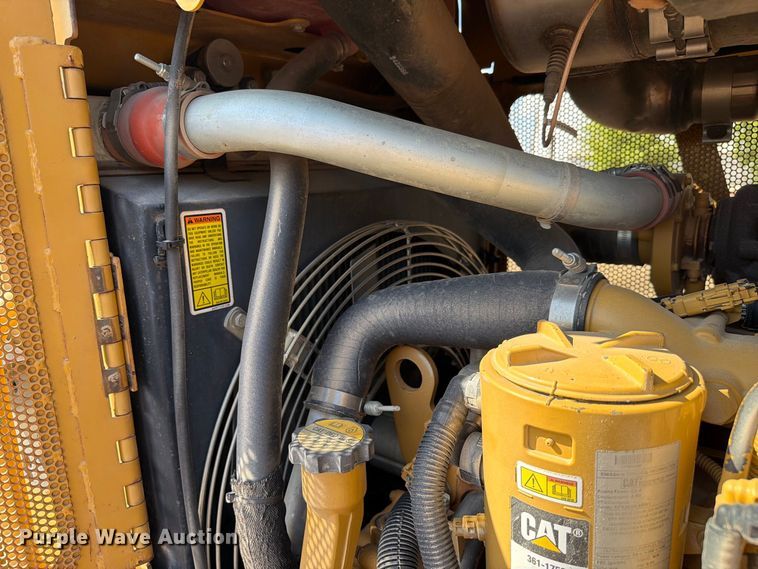 2015 Caterpillar D3K2 LGP