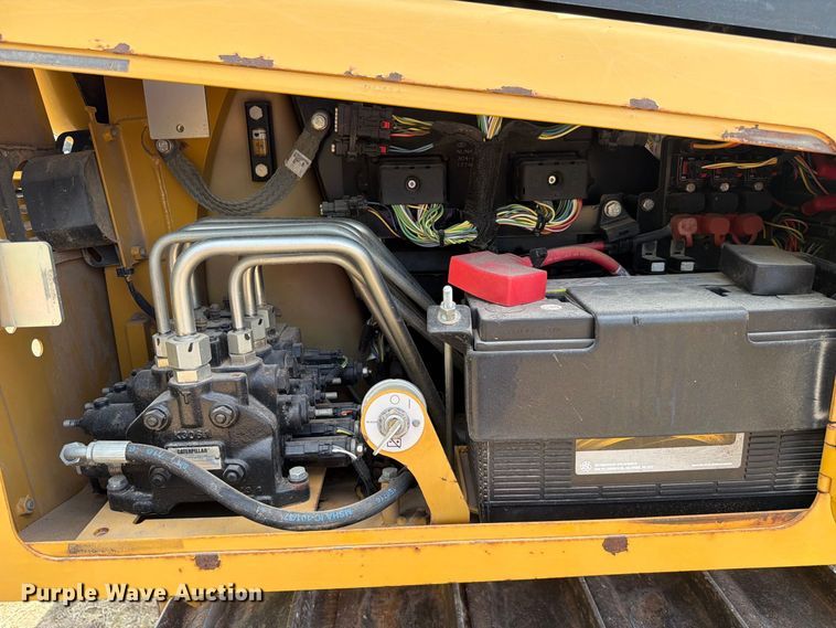 2015 Caterpillar D3K2 LGP