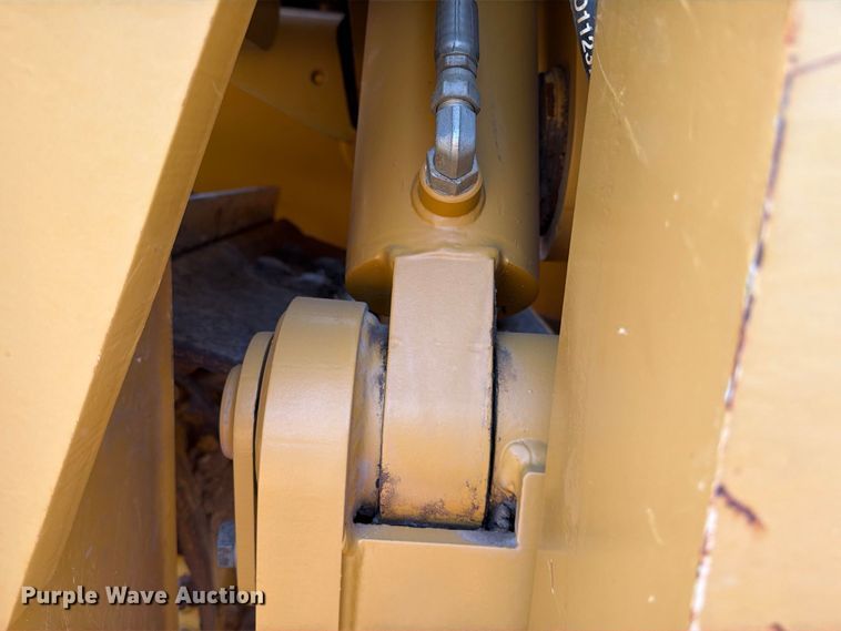 2011 Caterpillar D6T LGP
