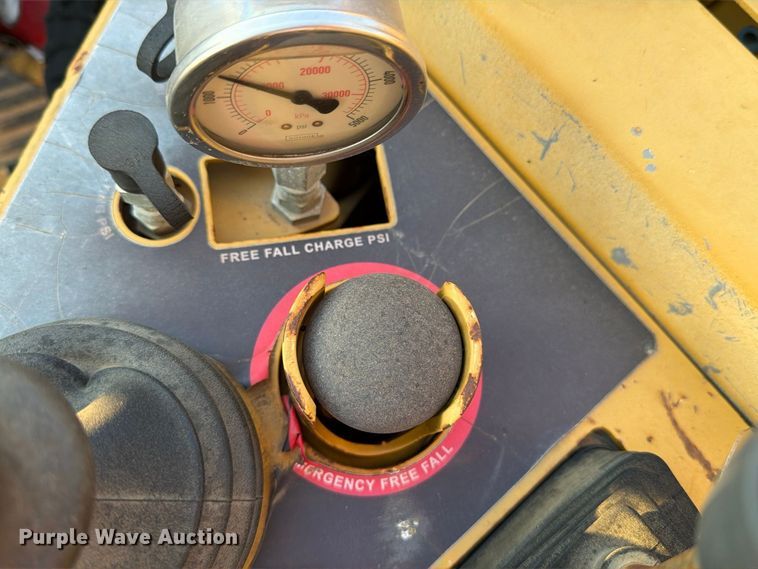 2011 Caterpillar D6T LGP