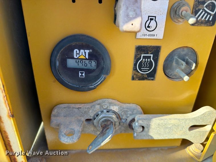 2011 Caterpillar D6T LGP