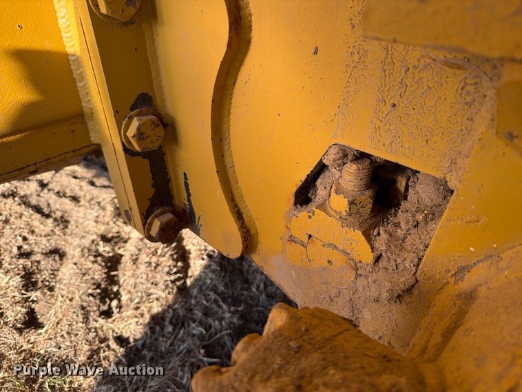 2011 Caterpillar D6T LGP