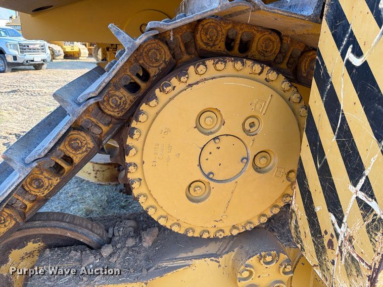 2011 Caterpillar D6T LGP