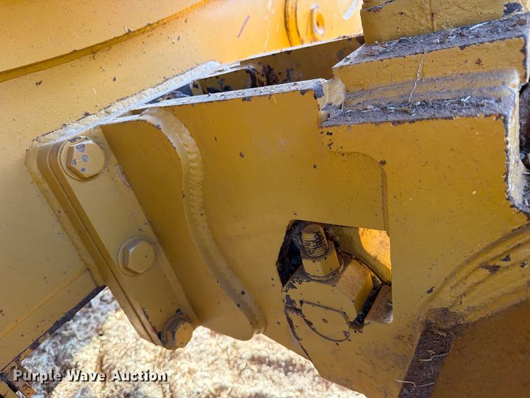 2011 Caterpillar D6T LGP