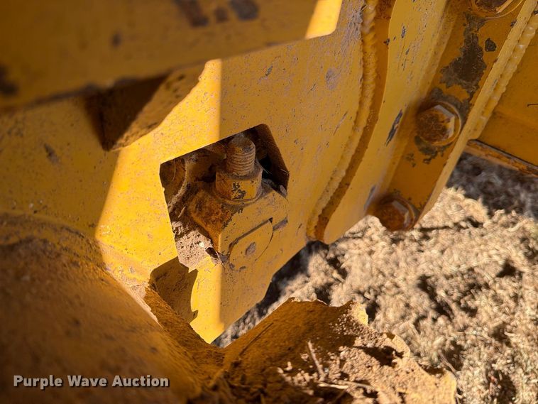 2011 Caterpillar D6T LGP