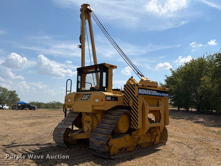 image for item FN3629 2006 Caterpillar D6R LGP Series III with 572 pipelayer