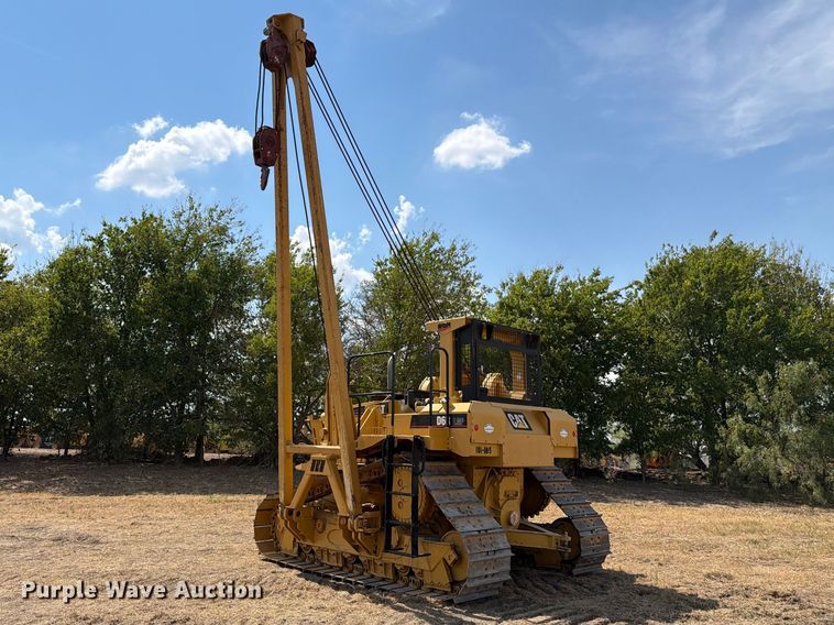 image for item FN3629 2006 Caterpillar D6R LGP Series III with 572 pipelayer