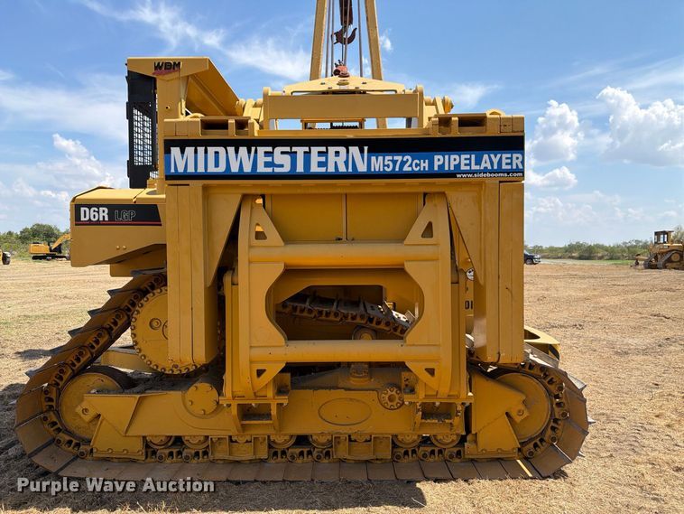 image for item FN3629 2006 Caterpillar D6R LGP Series III with 572 pipelayer