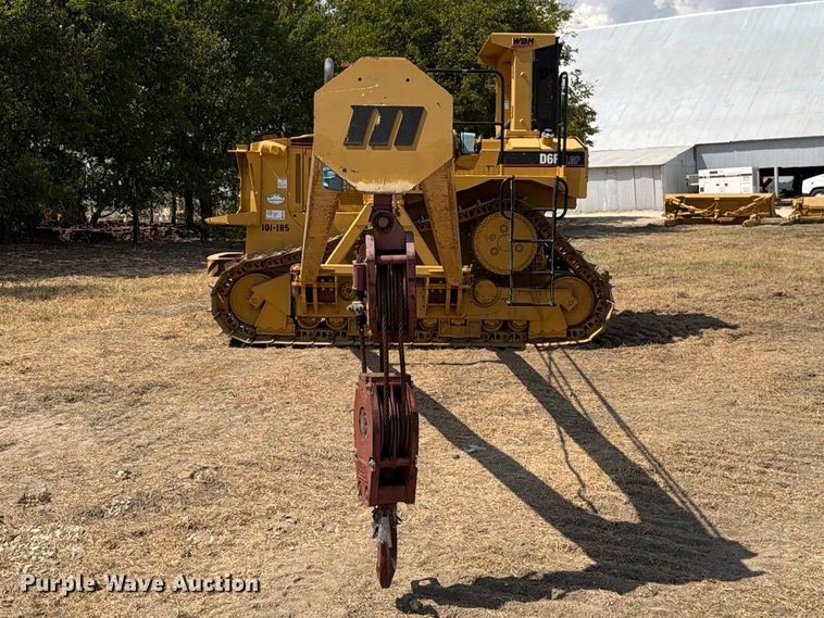 image for item FN3629 2006 Caterpillar D6R LGP Series III with 572 pipelayer