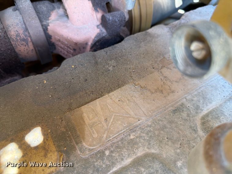 image for item FN3629 2006 Caterpillar D6R LGP Series III with 572 pipelayer