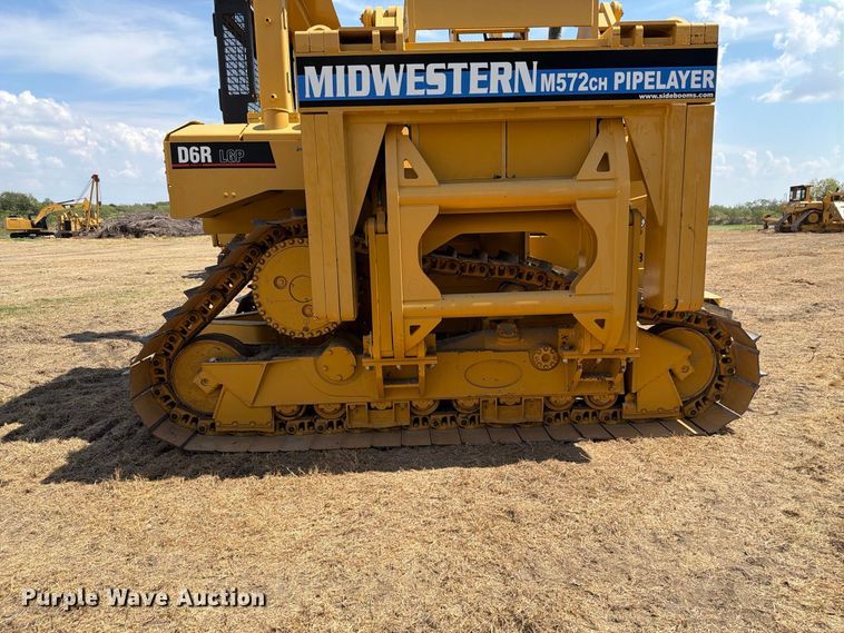 image for item FN3629 2006 Caterpillar D6R LGP Series III with 572 pipelayer