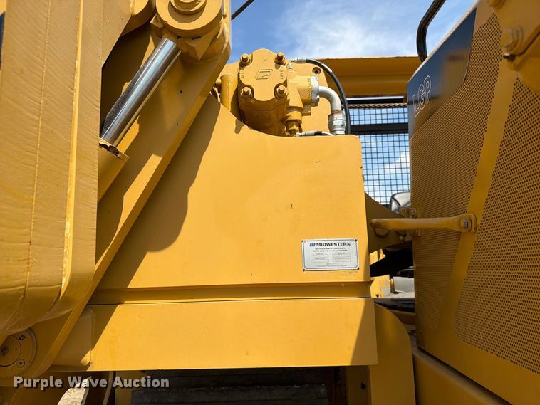 2011 Caterpillar D6T LGP
