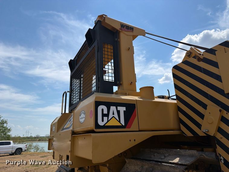2011 Caterpillar D6T LGP