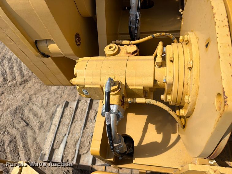 2011 Caterpillar D6T LGP