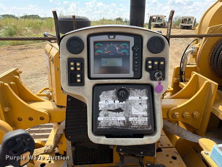 2011 Caterpillar D6T LGP