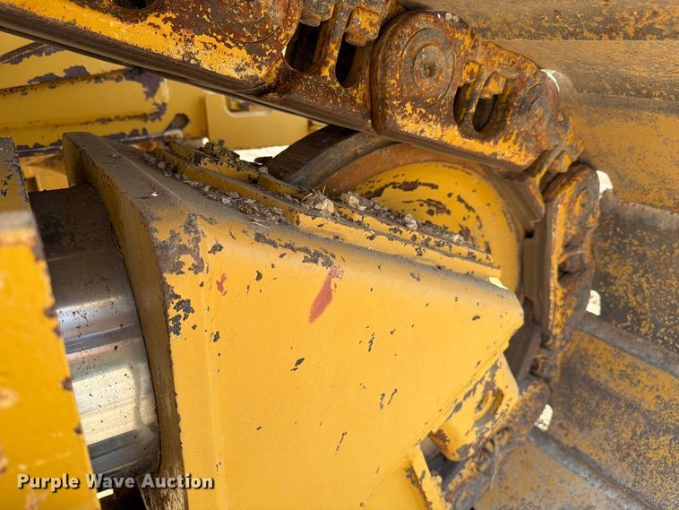 2011 Caterpillar D6T LGP