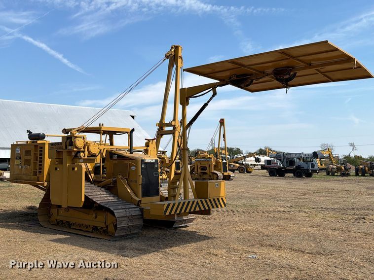 image for item FN3633 2006 Caterpillar D6N LGP tack tractor with pipelayer