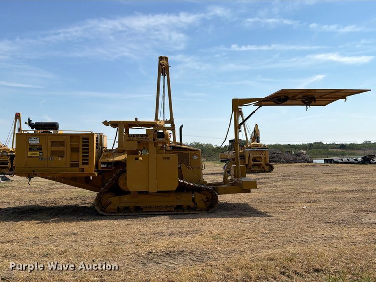 image for item FN3633 2006 Caterpillar D6N LGP tack tractor with pipelayer