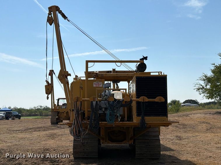 image for item FN3633 2006 Caterpillar D6N LGP tack tractor with pipelayer