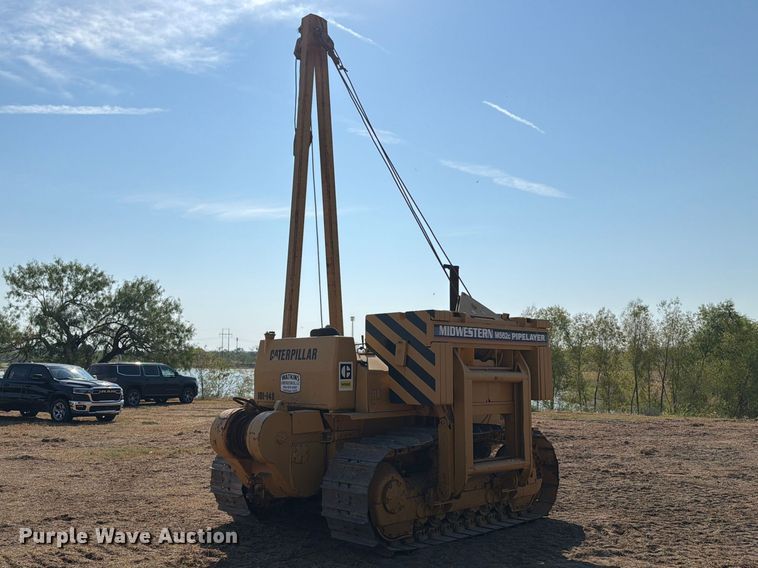 image for item FN3634 1987 Caterpillar D6D with 562 pipelayer