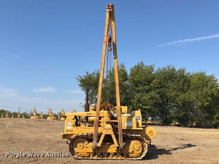 image for item FN3634 1987 Caterpillar D6D with 562 pipelayer