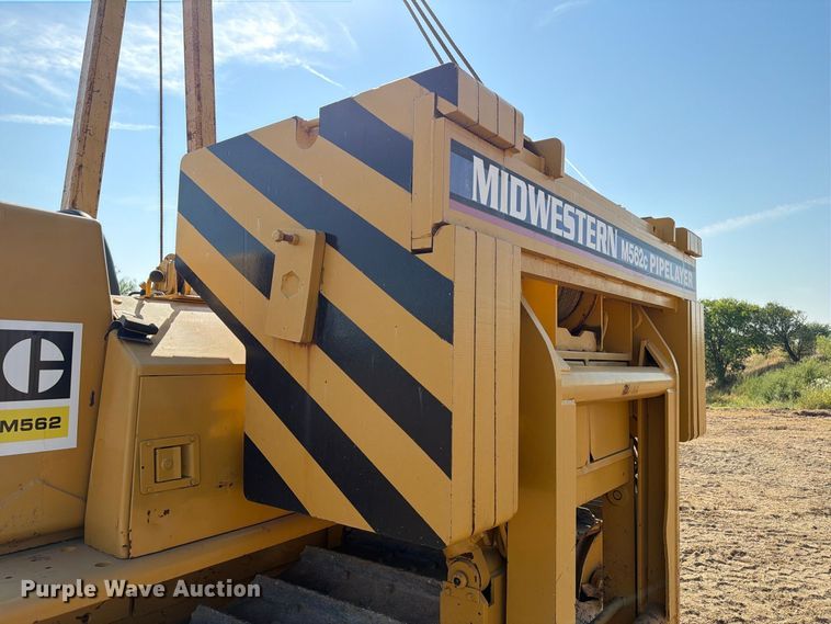 image for item FN3634 1987 Caterpillar D6D with 562 pipelayer