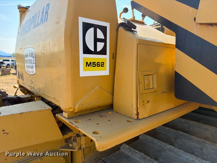 image for item FN3634 1987 Caterpillar D6D with 562 pipelayer