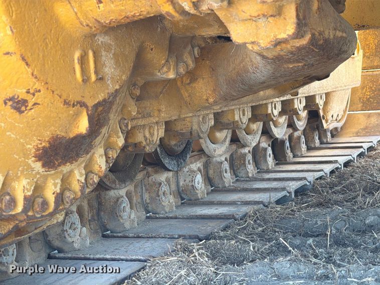 image for item FN3634 1987 Caterpillar D6D with 562 pipelayer