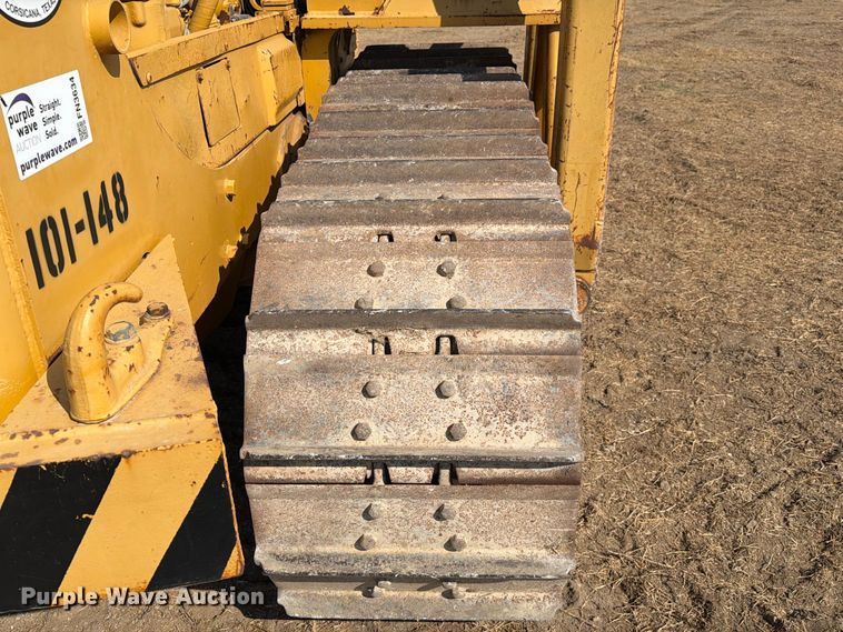 image for item FN3634 1987 Caterpillar D6D with 562 pipelayer