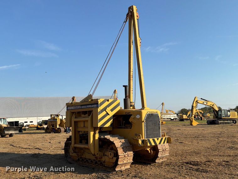 image for item FN3636 1979 Caterpillar D6D with 562 pipelayer