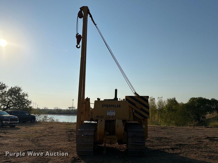 image for item FN3636 1979 Caterpillar D6D with 562 pipelayer