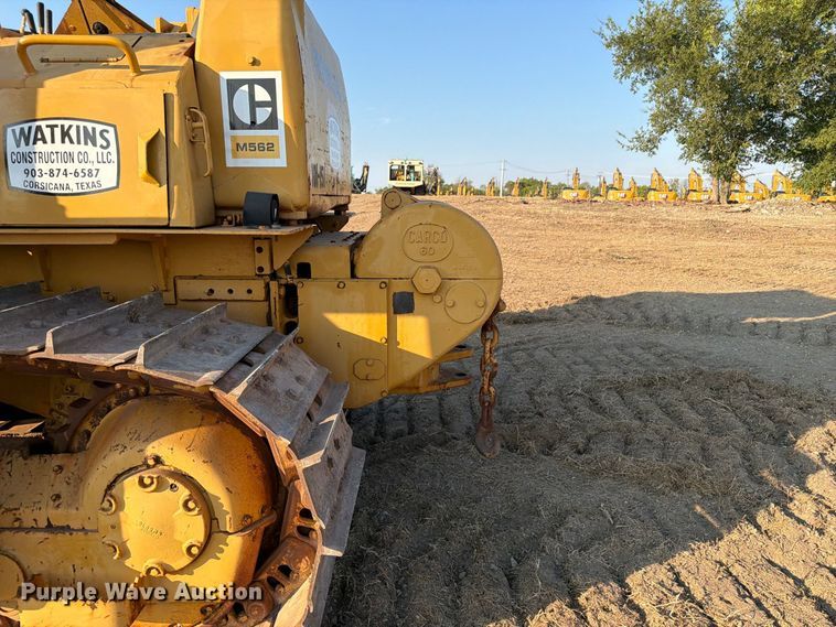 image for item FN3636 1979 Caterpillar D6D with 562 pipelayer
