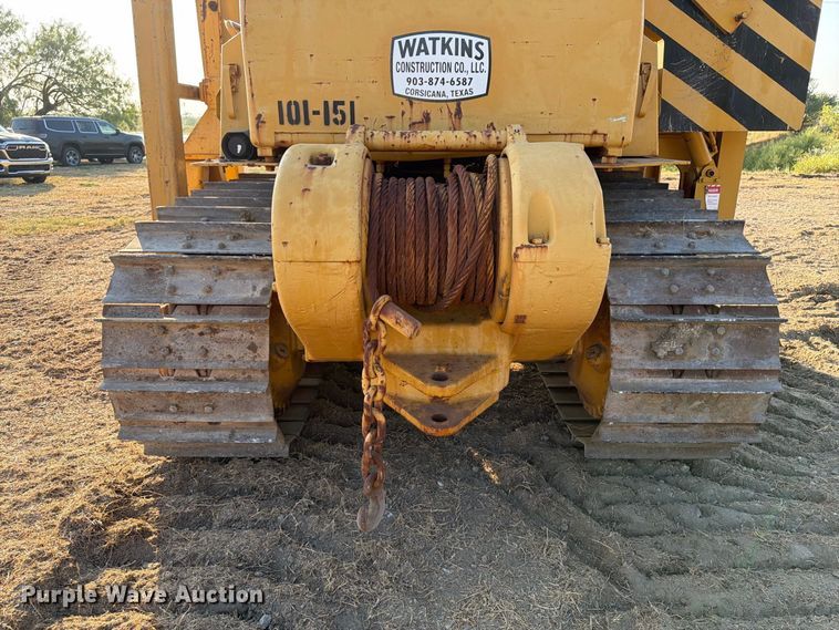 image for item FN3636 1979 Caterpillar D6D with 562 pipelayer