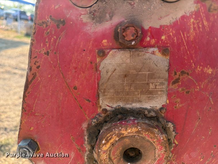 image for item FN3636 1979 Caterpillar D6D with 562 pipelayer