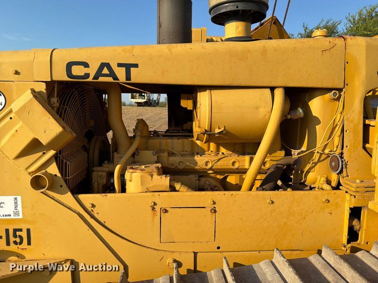 image for item FN3636 1979 Caterpillar D6D with 562 pipelayer