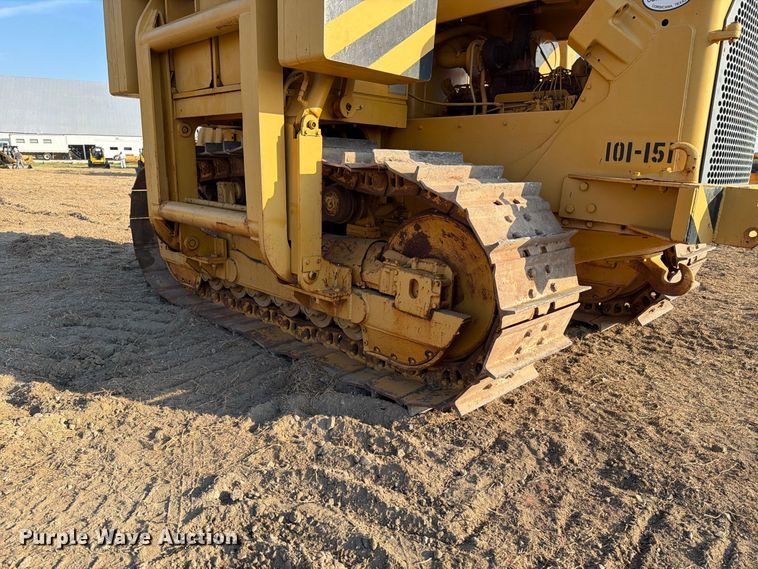 image for item FN3636 1979 Caterpillar D6D with 562 pipelayer