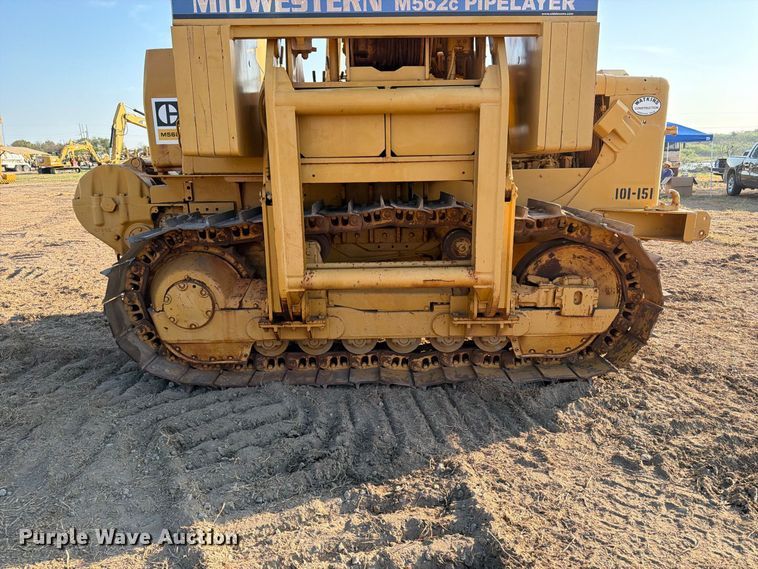 image for item FN3636 1979 Caterpillar D6D with 562 pipelayer
