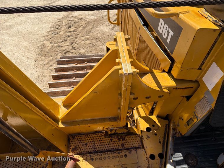 image for item FN3639 2007 Caterpillar D6T LGP pipelayer