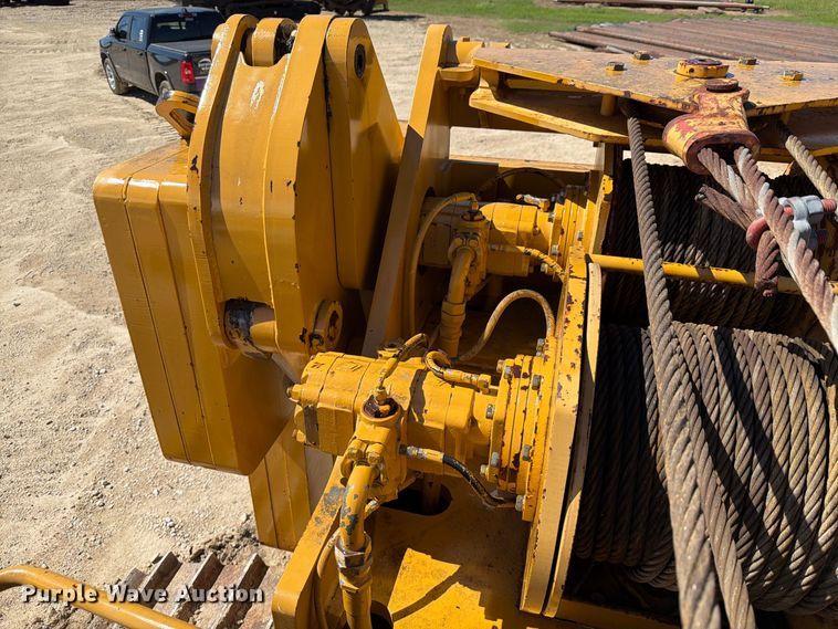 image for item FN3639 2007 Caterpillar D6T LGP pipelayer