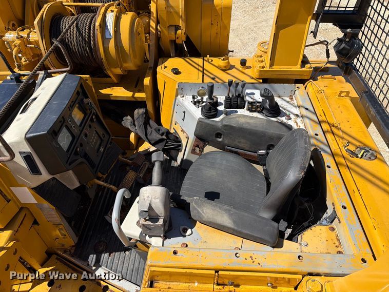 image for item FN3639 2007 Caterpillar D6T LGP pipelayer