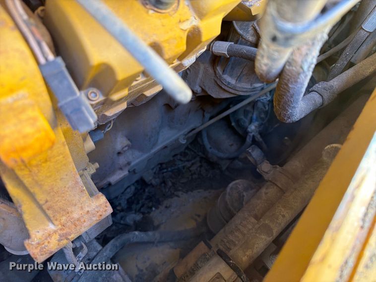 image for item FN3639 2007 Caterpillar D6T LGP pipelayer